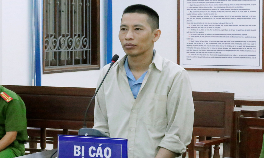 Bắc Giang: Xét xử đối tượng "nổ" có quan hệ để xin việc, chạy án lừa hàng trăm triệu đồng