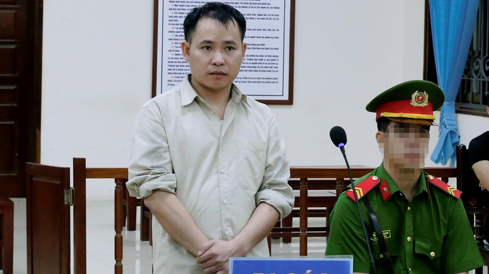 Bắc Giang: "Nổ" có quan hệ chiếm đoạt tiền tỷ, một đối tượng bị phạt 14 năm tù