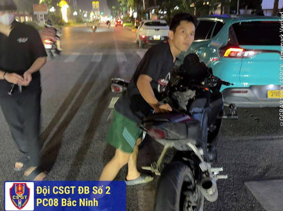 Bắc Ninh: 169 thanh thiếu niên vi phạm giao thông bị xử lý trong đêm 27/7