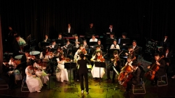 koki summer concert 2025 dem nhac bung no gop 135 trieu dong cho tre em khiem thi