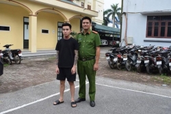 Tuyển nhân viên Karaoke rồi giao bán trên mạng xã hội