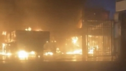 Bắc Ninh: Hỏa hoạn tại gara ô tô thiêu rụi 6 xe, thiệt hại hàng tỷ đồng