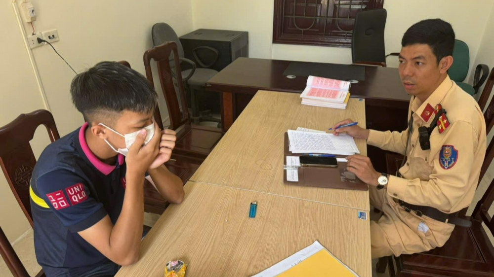 Đối tượng làm việc tại cơ quan công an