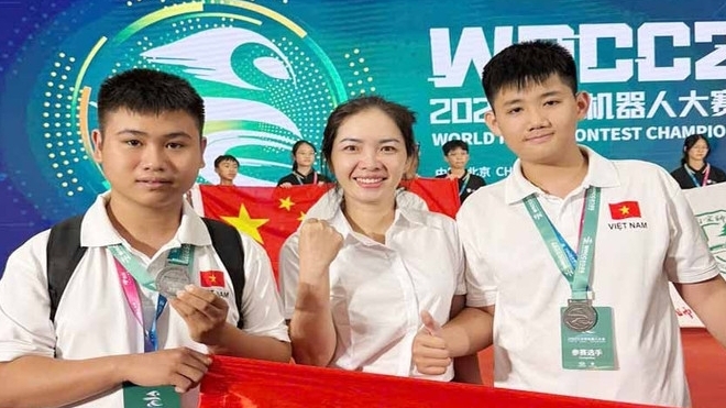 Hai học sinh Bắc Ninh xuất sắc giành Huy chương Bạc tại Cuộc thi sáng tạo Robot thế giới 2025