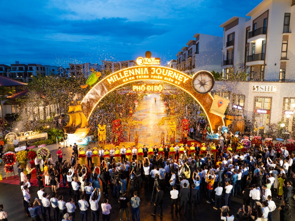 Hơn 1.200 “chiến binh” kinh doanh hội tụ tại sự kiện Kick off T&T City Millennia Hơn 1.200 “chiến binh” kinh doanh hội tụ tại sự kiện Kick off T&T City Millennia