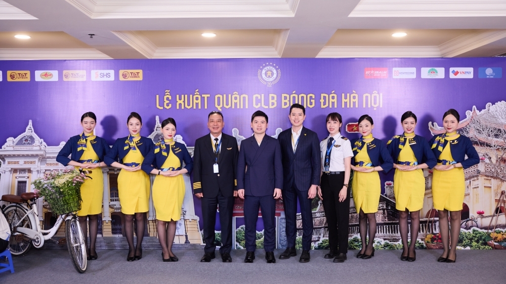 Vietravel Airlines “tiếp sức” Hà Nội FC bay cao ở V.League 2025/2026