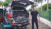 Ford Everest độ 107 loa như Bar di động