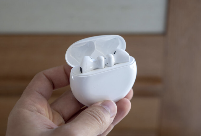 Huawei ra tai nghe không dây giống Airpods huawei ra tai nghe khong day giong airpods