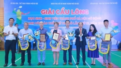 Chùm ảnh khai mạc Giải Cầu lông HS-SV TP Hà Nội mở rộng tranh Cúp báo Tuổi trẻ Thủ đô lần thứ IX, năm 2022