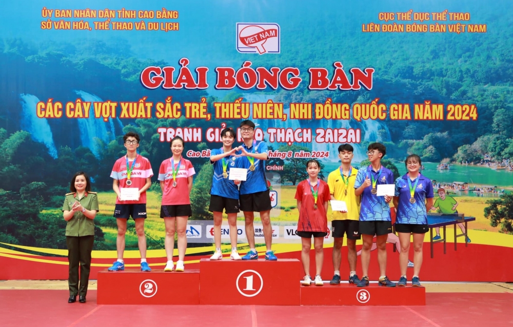 Bóng bàn CAND - T&T về nhất toàn đoàn với 14 Huy chương vàng Giải trẻ Quốc gia