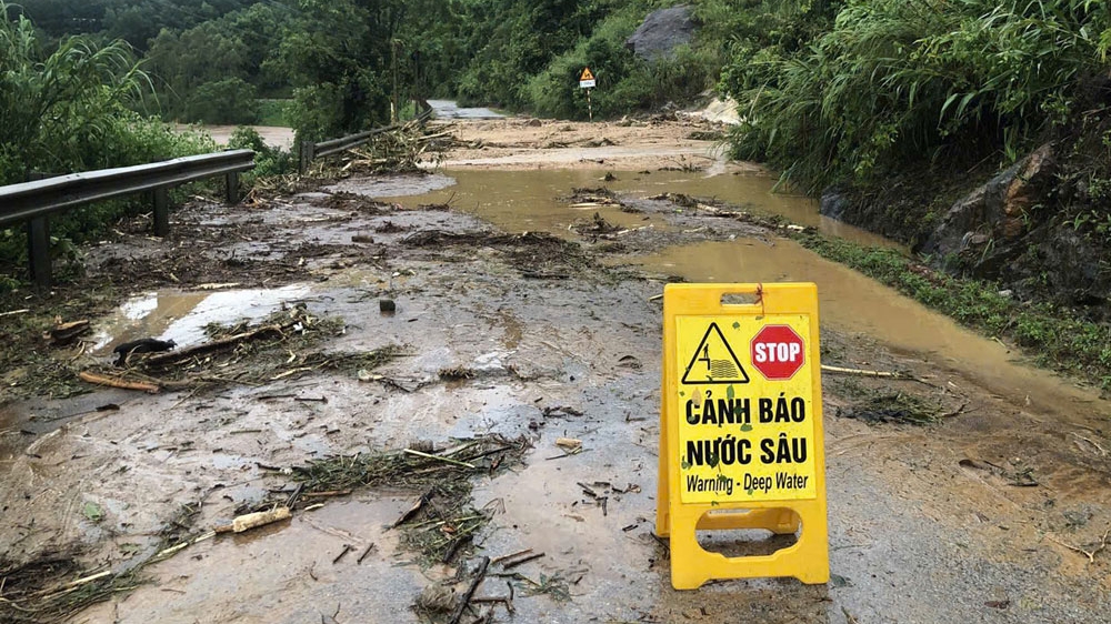 Bắc Giang: Nhiều đoạn trên quốc lộ 31 và đường tỉnh bị ngập, chia cắt giao thông