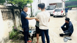 bac ninh bat giu 2 doi tuong tang tru trai phep ma tuy tai tien luc