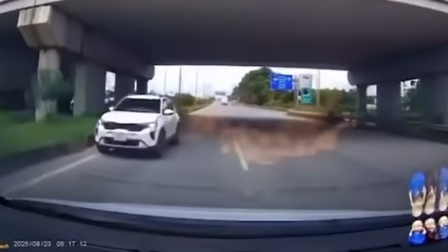 bac ninh xu phat tai xe di nguoc chieu tren cao toc