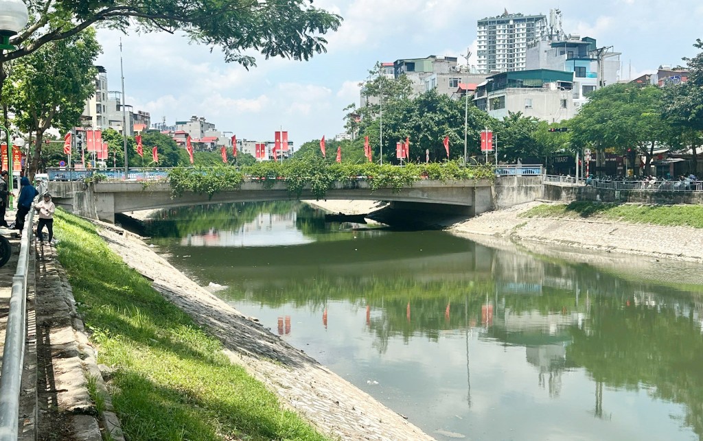 Những tín hiệu tích cực từ dự án cải tạo, làm sạch dòng Tô Lịch Những tín hiệu tích cực từ dự án cải tạo, làm sạch dòng Tô Lịch