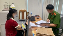 cong an bac ninh khoi to 2 doi tuong ban trai phep du lieu tre so sinh