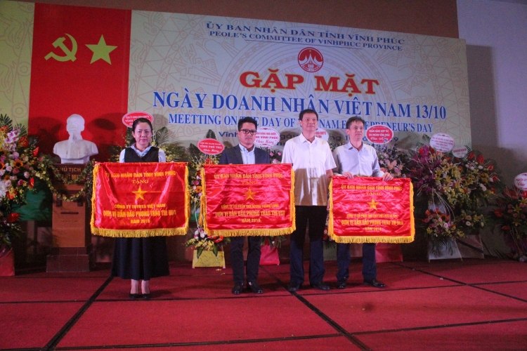 toyota viet nam nhan hai giai thuong danh gia