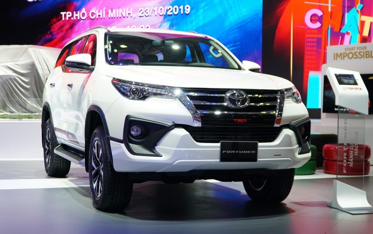 trien lam o to viet nam 2019 toyota trung bay nhung mau xe nao