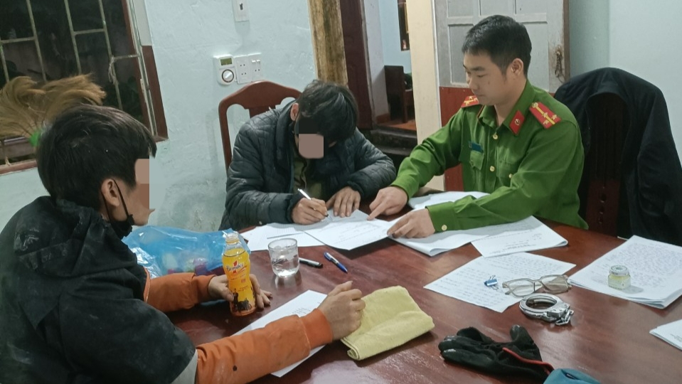 Bắt 2 con nghiện ở Quảng Ninh sang Bắc Giang trộm cắp tài sản