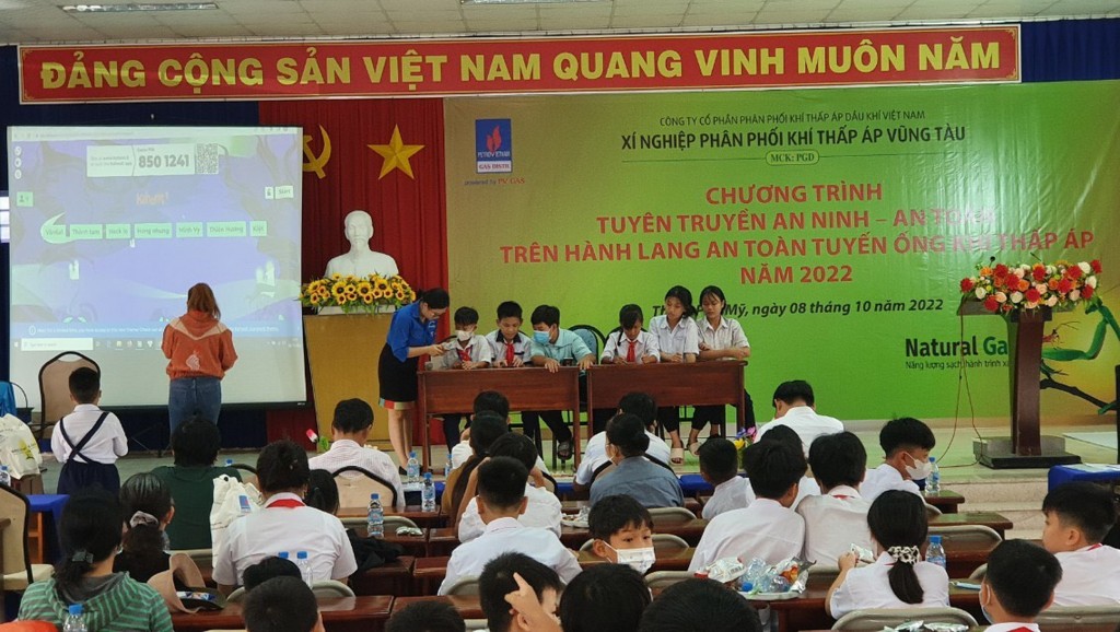 tổ chức tuyên truyền thông qua chương trình game show “Tìm hiểu an ninh, an toàn hành lang an toàn hành lang tuyến ống KTA năm 2022”