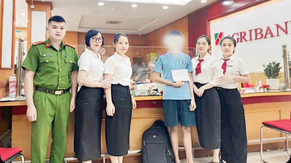 Agribank và Công an phường Bắc Giang phối hợp ngăn chặn kịp thời vụ lừa đảo hơn 800 triệu đồng