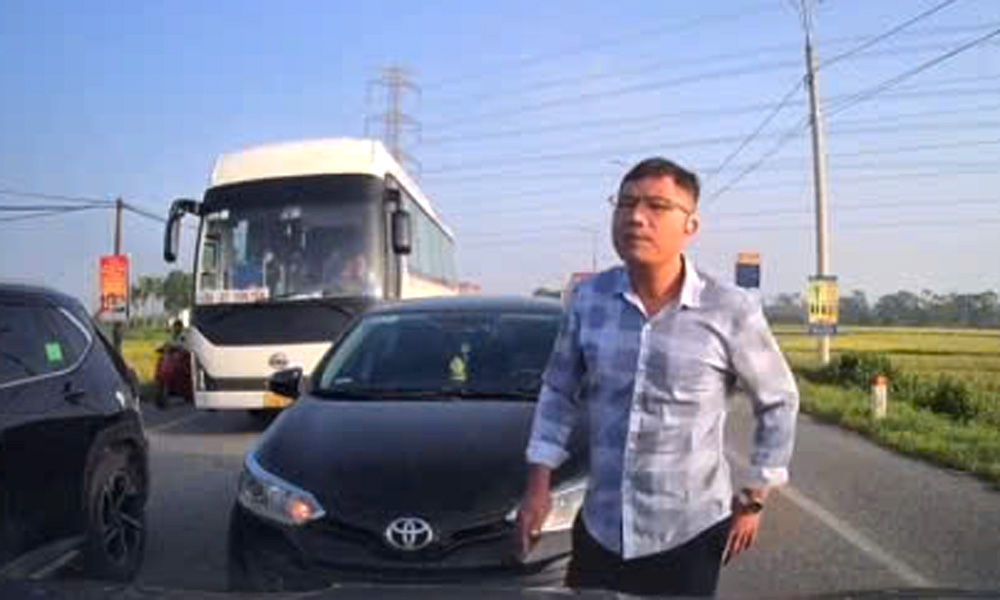 Bắc Ninh: Xử phạt lái xe lấn làn ngược chiều trên đường tỉnh 295