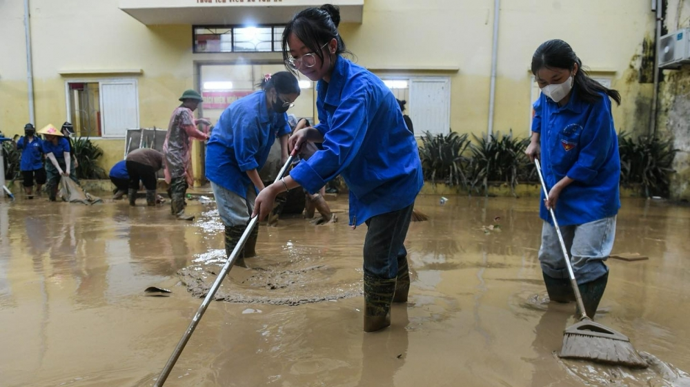 Bắc Ninh: Cấp 40 nghìn lít hóa chất khử trùng diện rộng để khắc phục hậu quả lũ