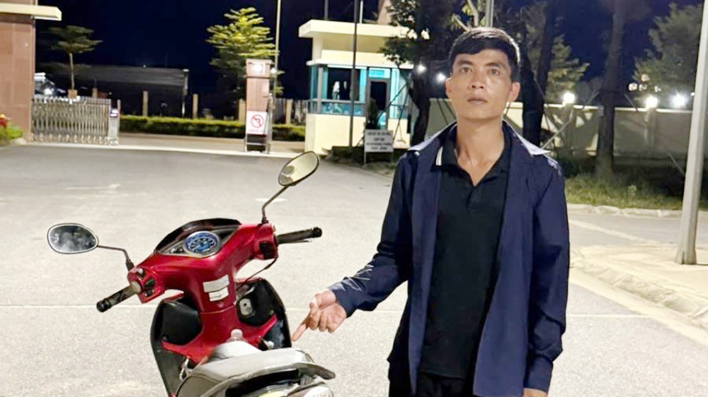 bac ninh cong an xa lang giang bat giu doi tuong trom cap xe mo to