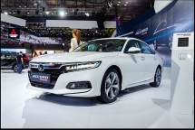 honda accord 2019 gia tam 13 ty pha hoi nong len phan khuc hang d