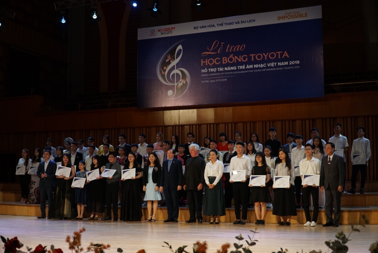 85 suất học bổng hỗ trợ tài năng trẻ âm nhạc Việt Nam