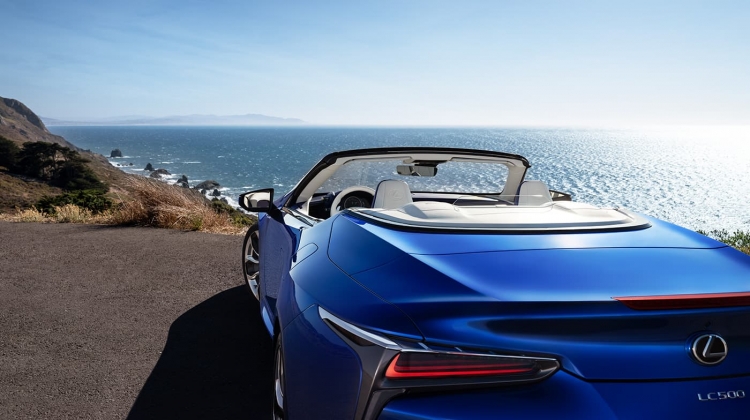 Ngắm Lexus LC500 mui trần trứ danh vừa ra mắt