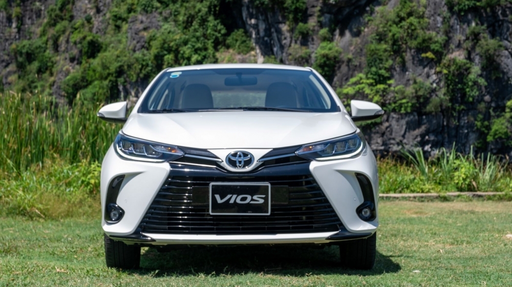Toyota trên toàn quốc cho khách hàng mua xe Vios tháng 11/2022