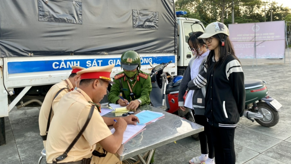 Bắc Giang: Ngày đầu ra quân sau tuyên truyền, xử lý 20 trường hợp thanh thiếu niên, học sinh vi phạm