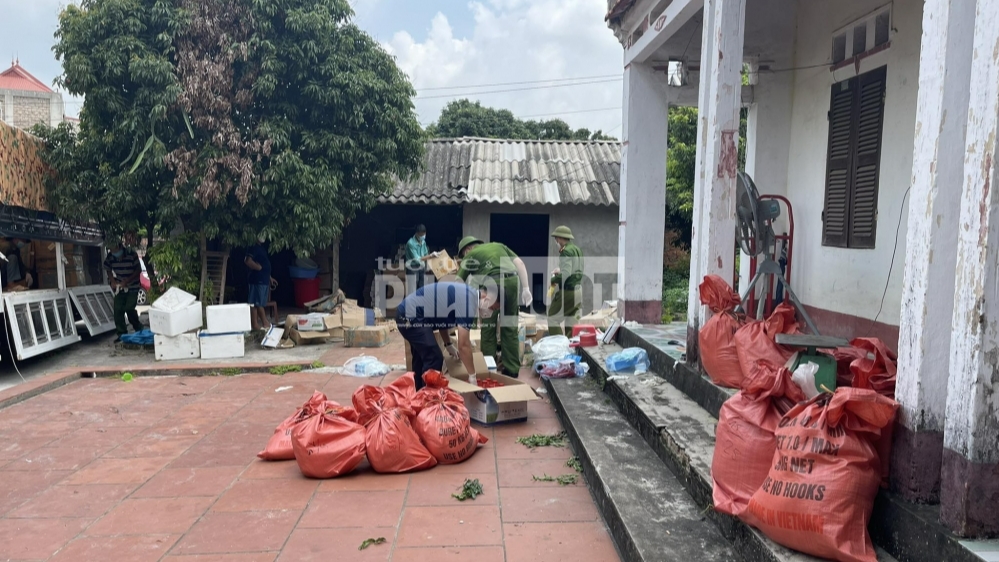 Bắc Giang: Xử lý đối tượng kinh doanh thuốc bảo vệ thực vật không được phép sử dụng