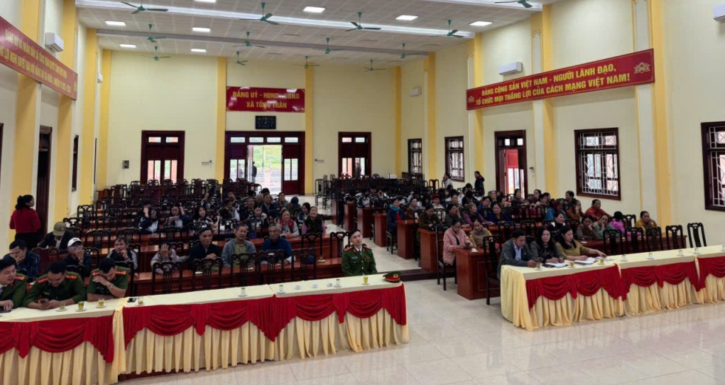 Tuổi trẻ Hưng Yên lan tỏa tinh thần chuyển đổi số đến từng hộ dân