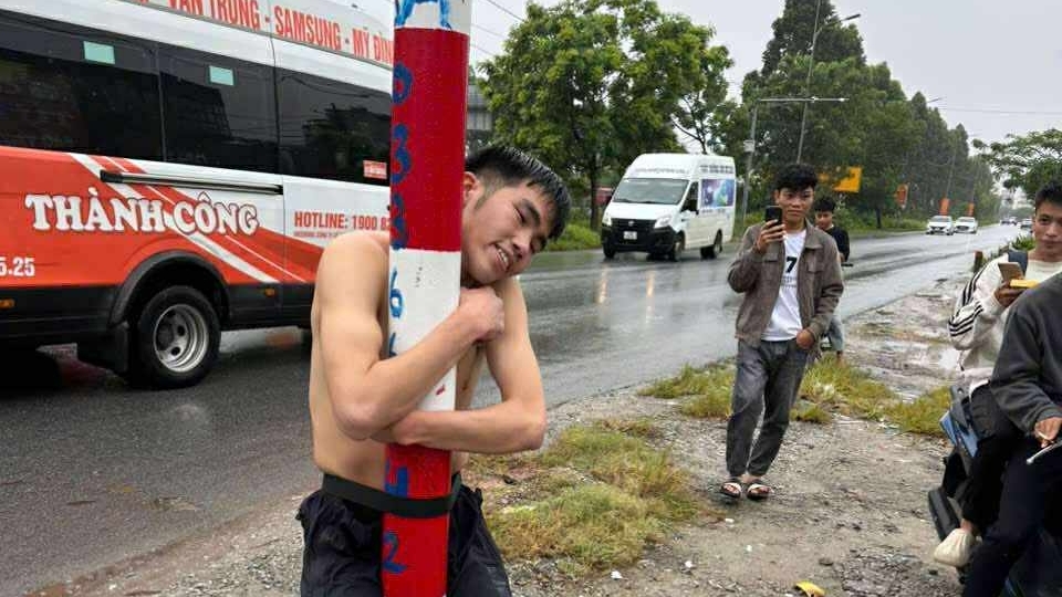 Bắc Ninh: Khống chế đối tượng "thiên sứ" gây cản trở giao thông trên cao tốc Hà Nội - Bắc Giang