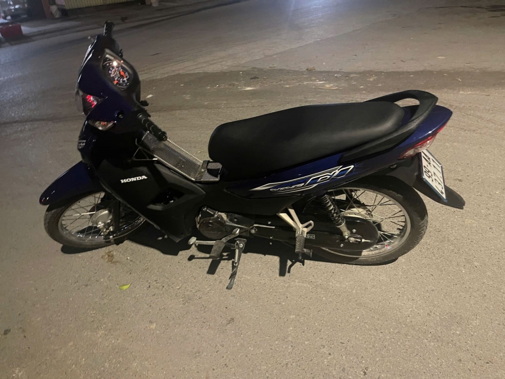 Bắc Ninh: Bắt giữ 2 thiếu niên dùng đinh ba cướp xe máy trên cao tốc Bắc Ninh: Bắt giữ 2 thiếu niên dùng đinh ba cướp xe máy trên cao tốc