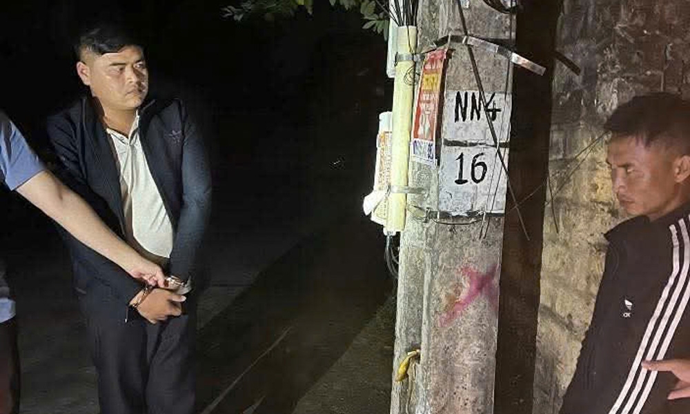 Công an xã Nhã Nam liên tiếp phát hiện hai vụ ma túy trên địa bàn Công an xã Nhã Nam liên tiếp phát hiện hai vụ ma túy trên địa bàn