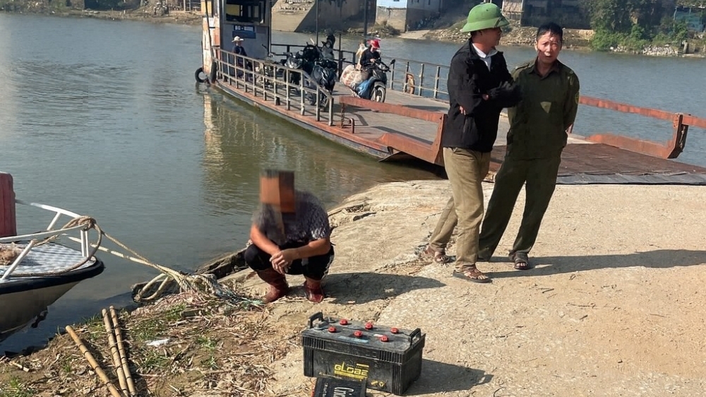 Phát hiện, xử lý đối tượng dùng kích điện đánh bắt thủy sản trái phép trên sông Cầu