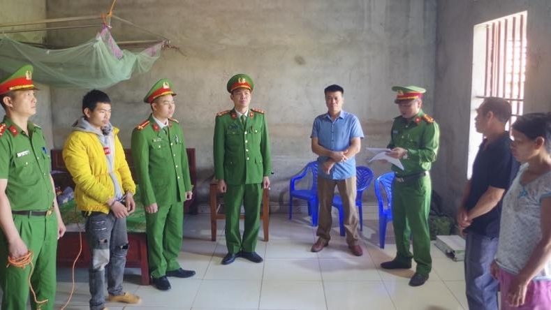 Bắt bị can vì hành hung bố đẻ gây thương tích ở Bắc Ninh