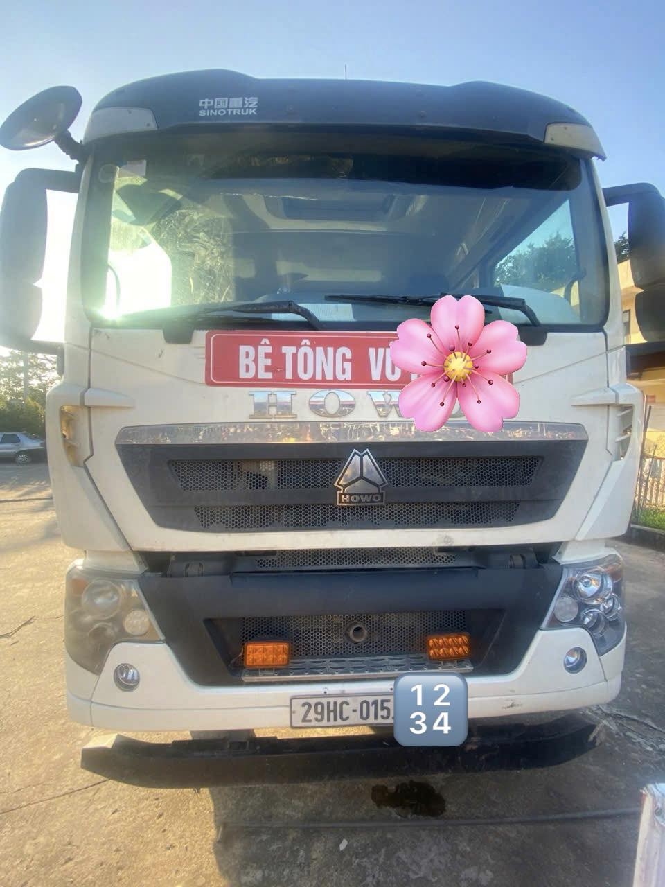 Bắc Ninh: Xử lý xe bê tông chạy quá tốc độ, biển số sau bị che kín bùn đất Bắc Ninh: Xử lý xe bê tông chạy quá tốc độ, biển số sau bị che kín bùn đất