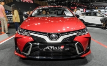 toyota corolla altis phien ban the thao gay an tuong voi ve ngoai ca tinh