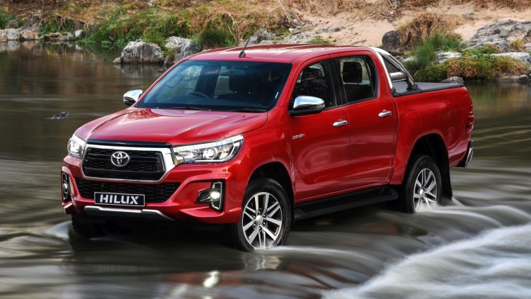 Toyota sẽ tiến hành triệu hồi bán tải Hilux do lỗi rò rỉ nguyên liệu