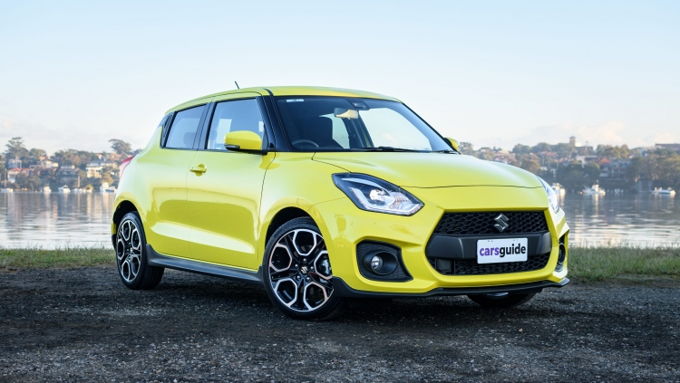 suzuki swift 2020 them rong rai muc gia vua phai