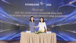 eximbank va to chuc the visa quoc te ra mat dong the cao cap eximbank priority visa signature