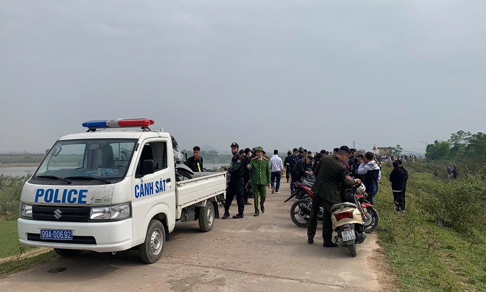 Bắc Ninh: Hơn 50 phương tiện bị tạm giữ tại “Cây cô đơn”