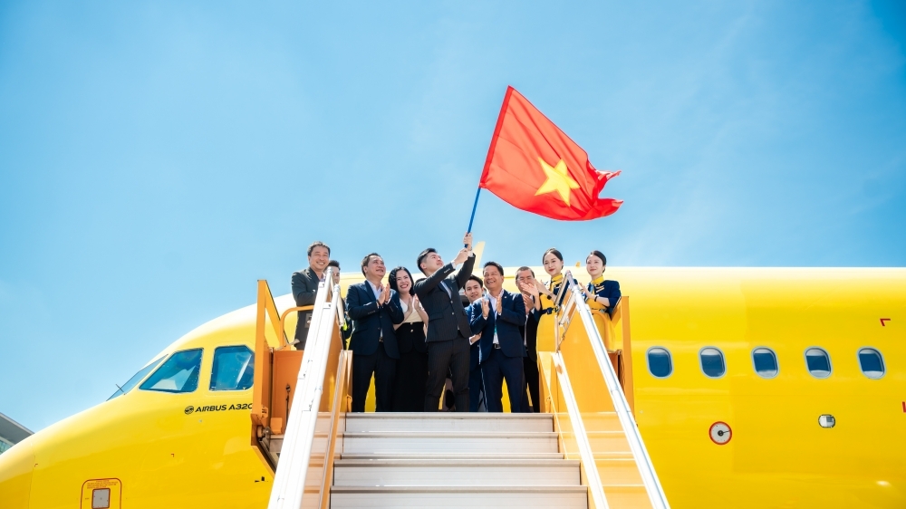 Khát vọng bầu trời và tầm nhìn của Bầu Hiển