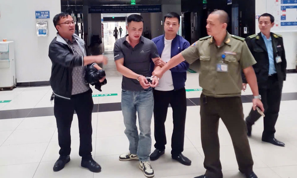 Bắt giữ đối tượng trộm cắp tài sản tại Bệnh viện Đa khoa Bắc Ninh số 1 Bắt giữ đối tượng trộm cắp tài sản tại Bệnh viện Đa khoa Bắc Ninh số 1