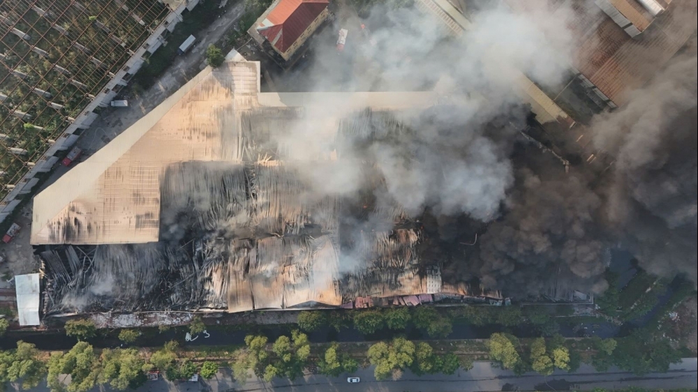 Kịp thời khống chế vụ cháy tại Công ty Quảng An I, KCN Tiên Sơn mở rộng