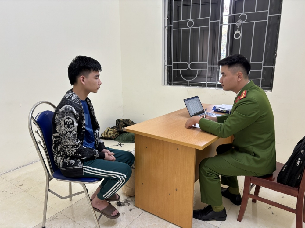 Bắc Ninh: Bắt giữ hai anh em ruột lừa đảo chiếm đoạt tài sản bằng hình thức cho vay tiền qua mạng