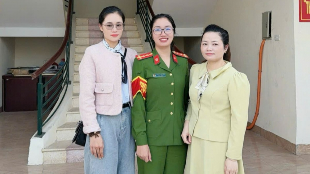 Công an phường Cảnh Thuỵ kịp thời giúp người dân nhận lại 500 triệu đồng chuyển khoản nhầm